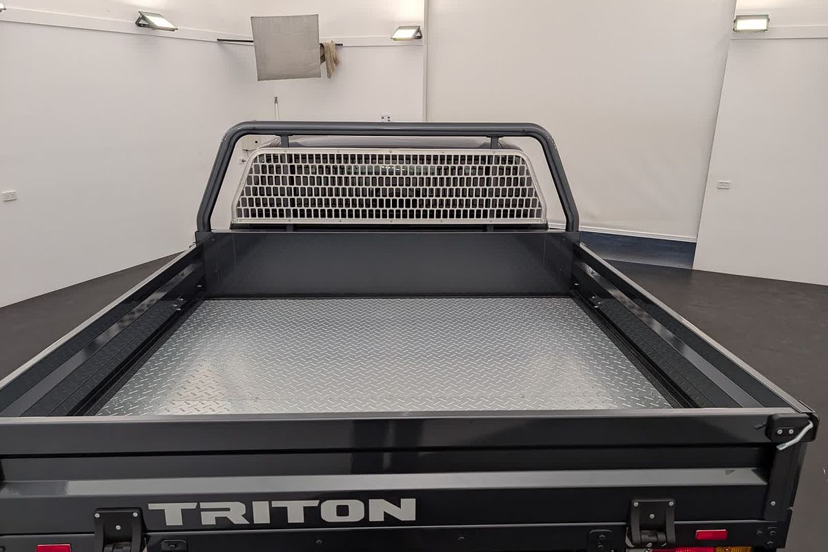2025 Mitsubishi Triton GLS MV 4X4
