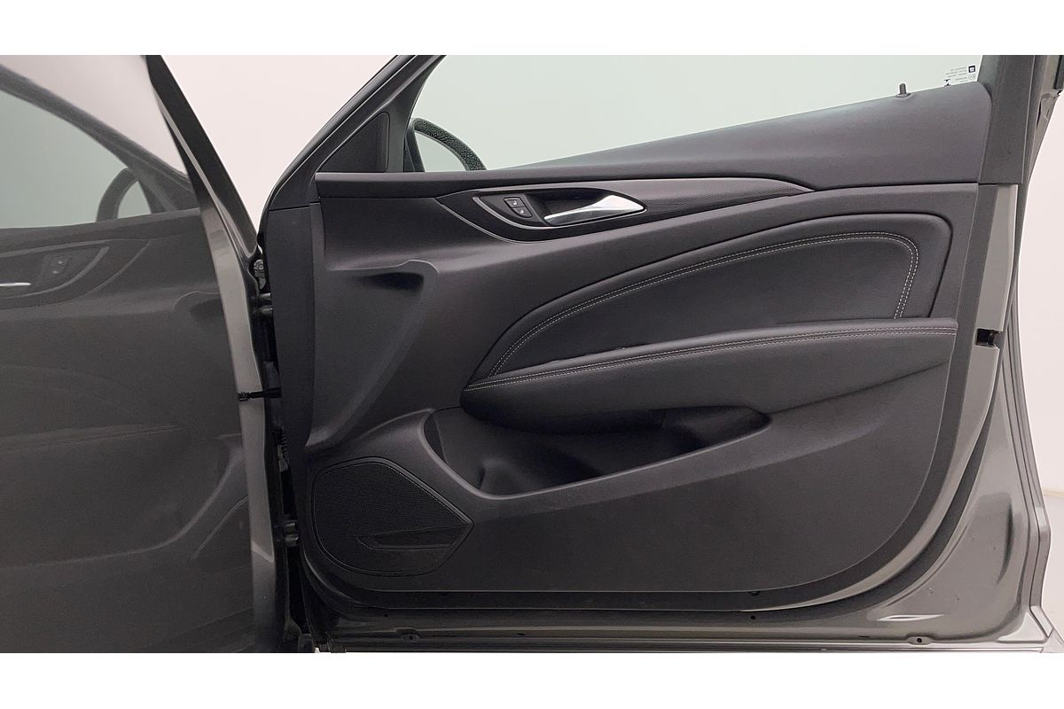 2018 Holden Commodore RS ZB