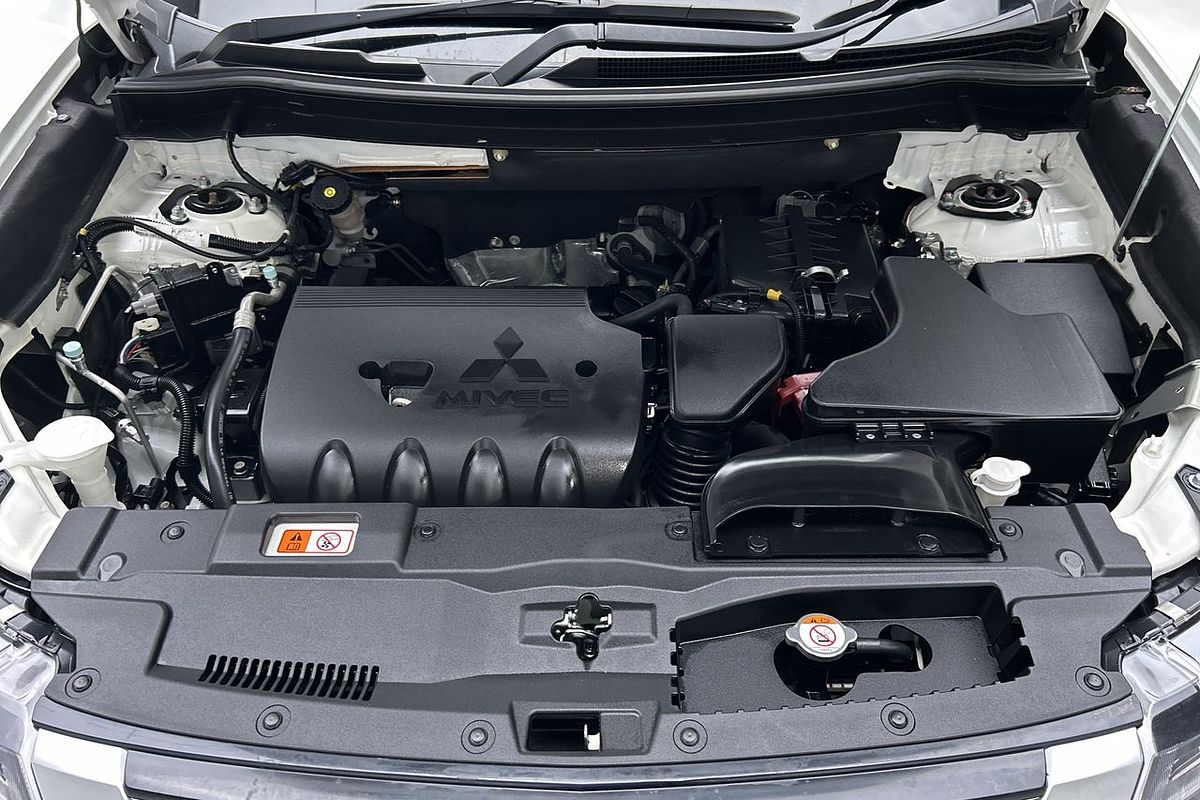 2019 Mitsubishi Outlander LS ZL
