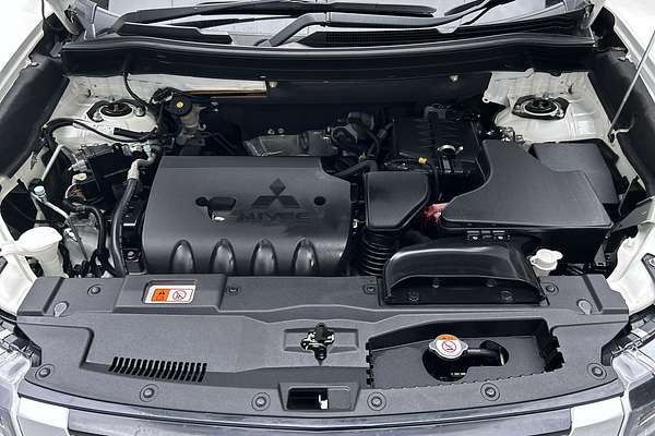 2019 Mitsubishi Outlander LS ZL