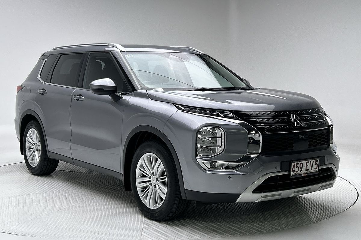 2022 Mitsubishi Outlander LS ZM
