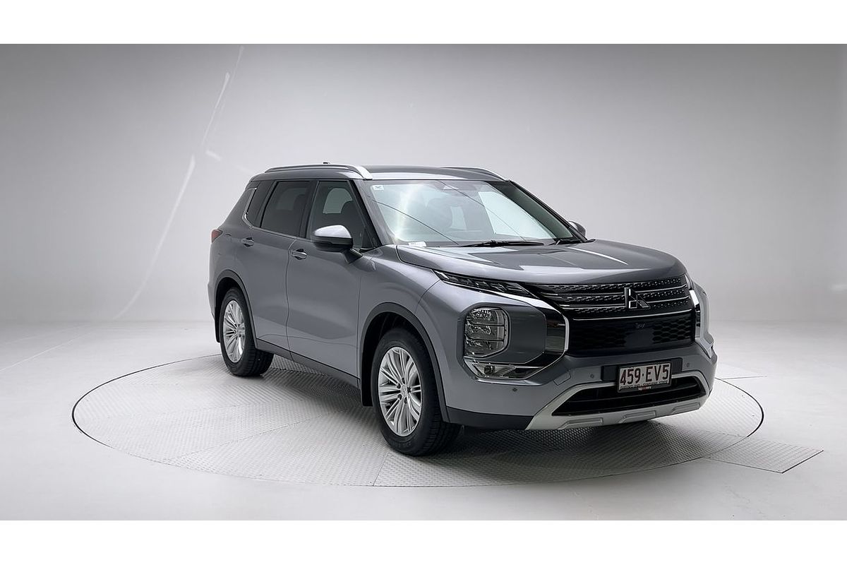 2022 Mitsubishi Outlander LS ZM
