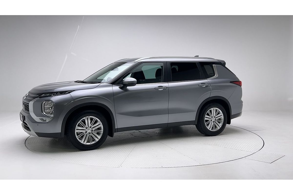 2022 Mitsubishi Outlander LS ZM