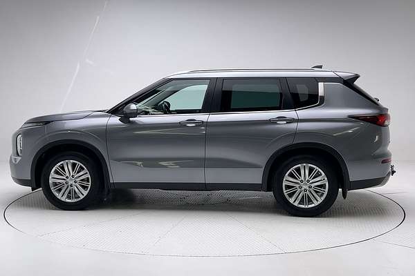 2022 Mitsubishi Outlander LS ZM