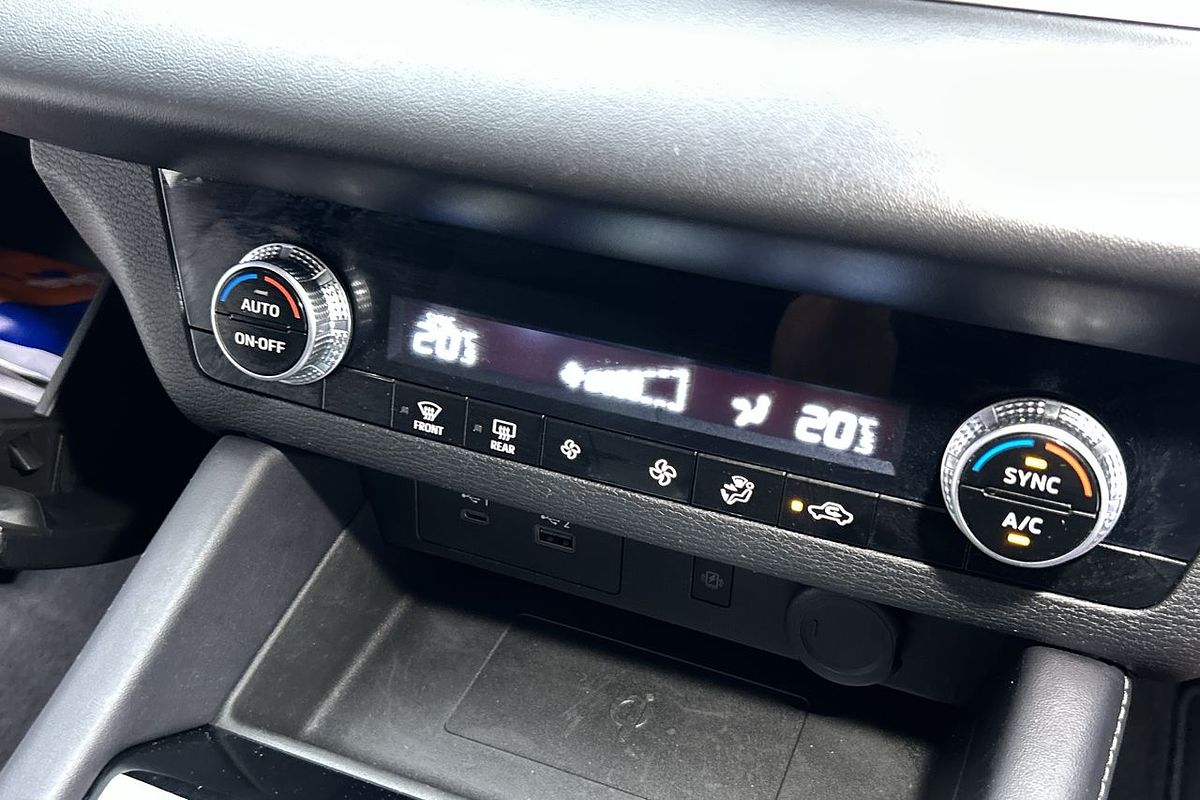 2022 Mitsubishi Outlander LS ZM
