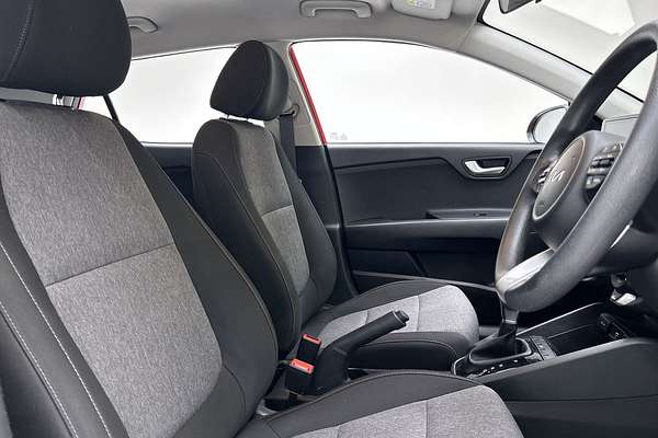 2024 Kia Stonic S YB