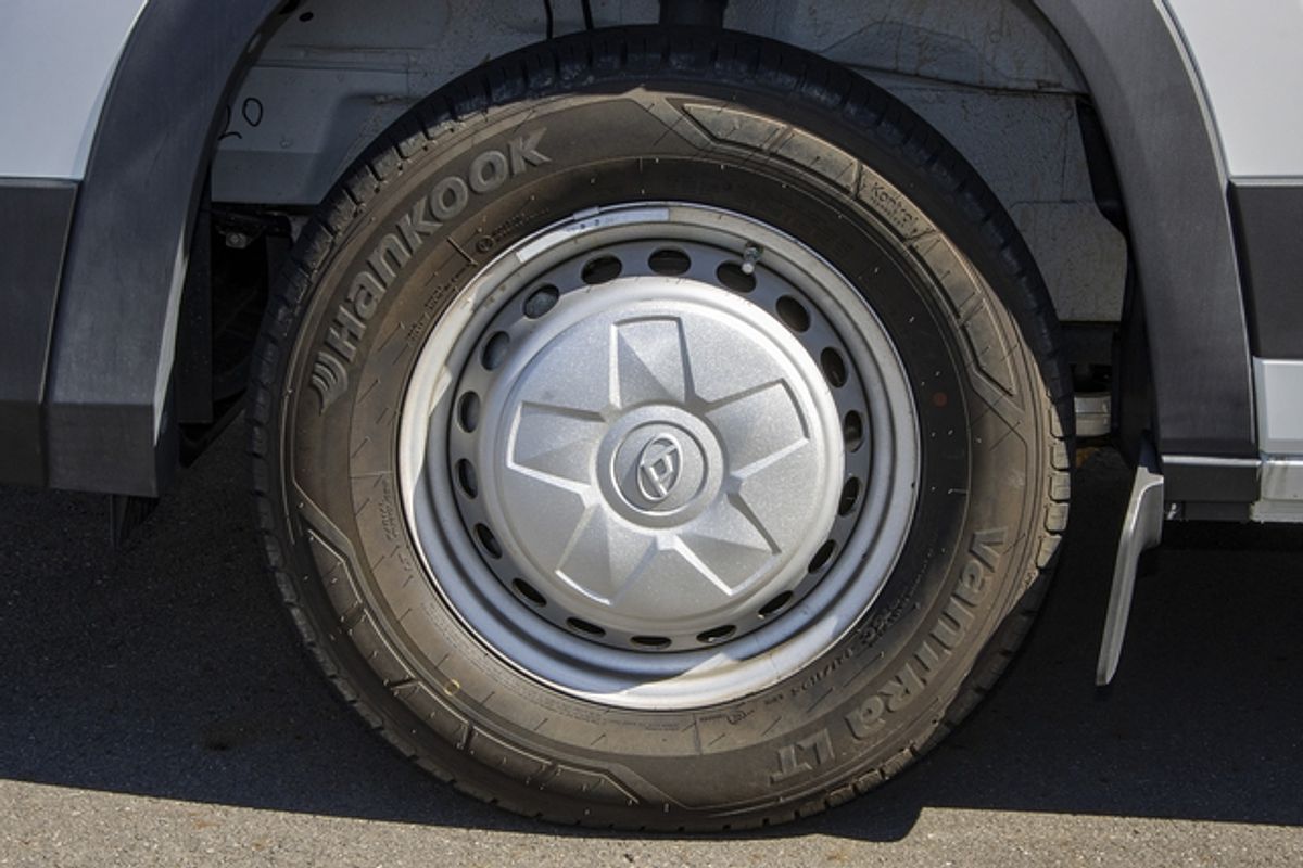 2022 LDV Deliver 9 LWB