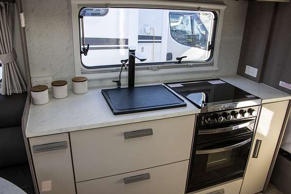 2022 Jayco SILVERLINE CARAVAN 21.65-3.OB.SL-MY22