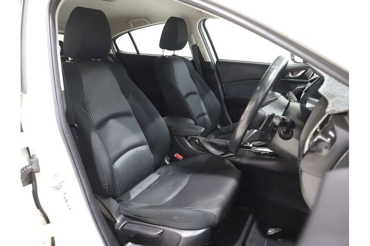 2015 MAZDA MAZDA3 SP25 AUTO 5D HATCHBACK 4CYL 