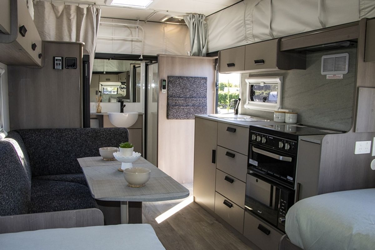 2024 Jayco JOURNEY POPTOP 17.55-9.OB.JY-MY24