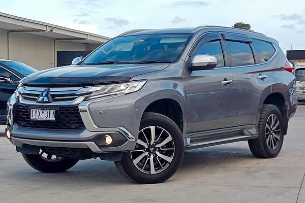 2017 Mitsubishi Pajero Sport Exceed QE