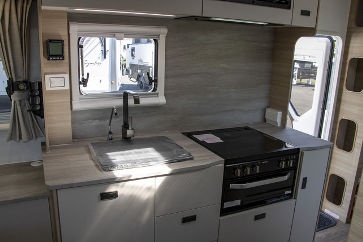2025 Jayco DESTINY MOTORHOME FA.25-1.DS-MY25