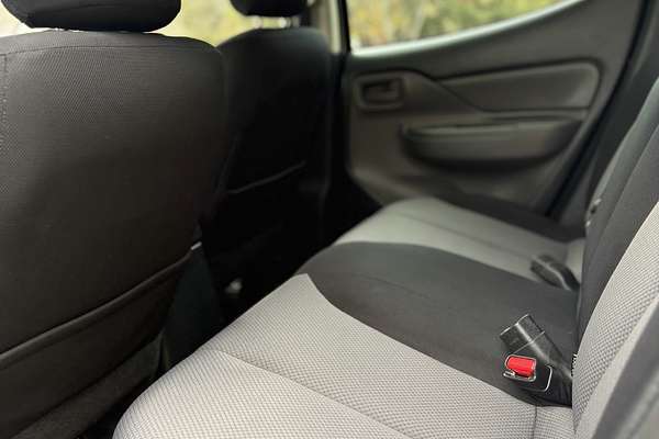 2018 Mitsubishi Triton GLX MQ 4X4