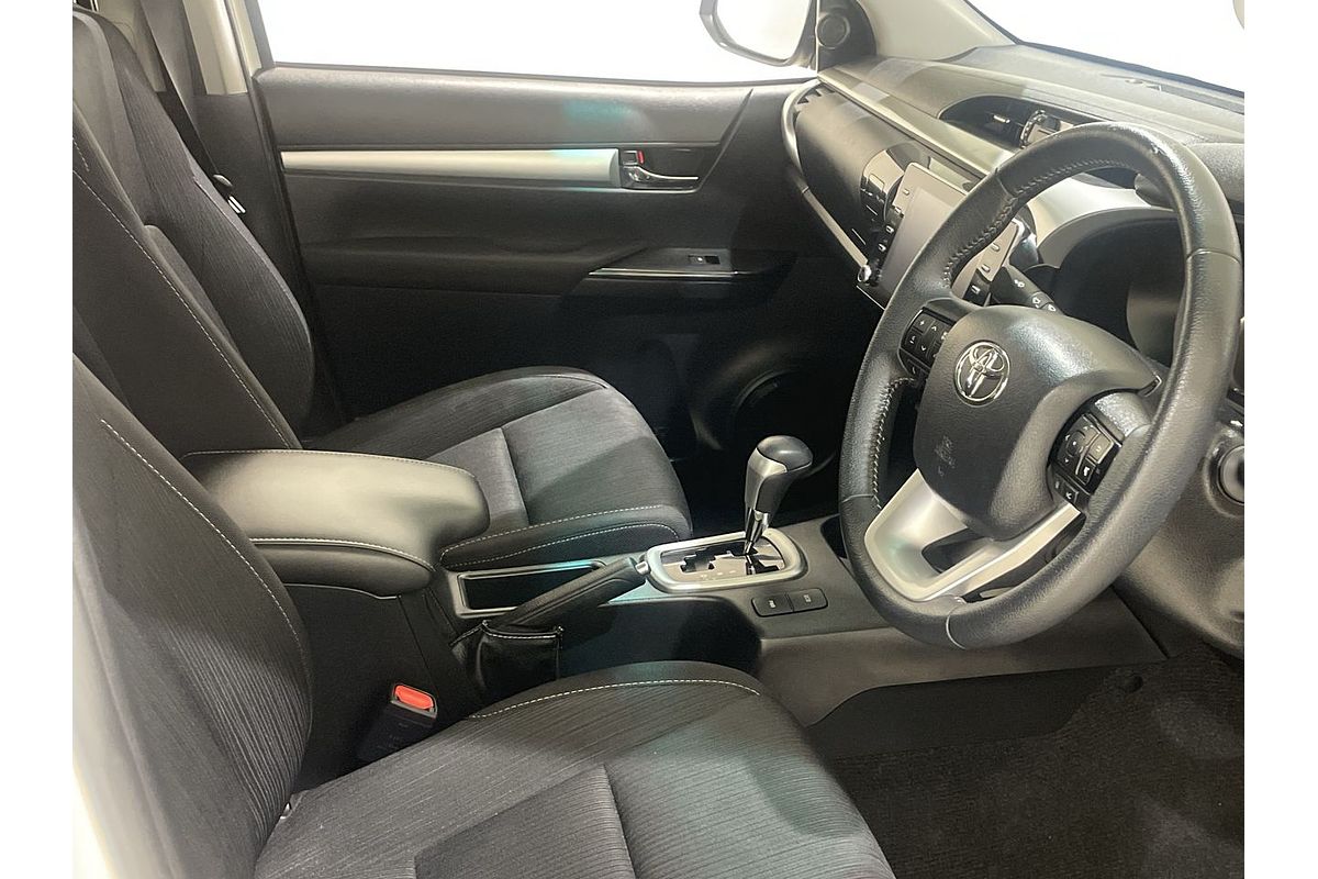 2023 Toyota Hilux SR5 GUN126R 4X4