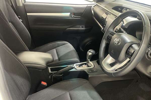 2023 Toyota Hilux SR5 GUN126R 4X4