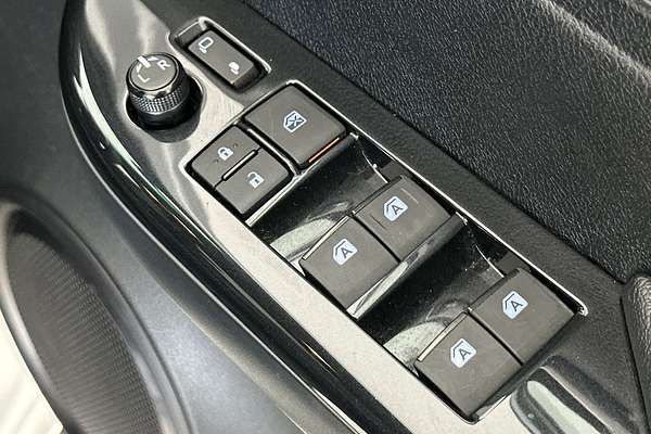 2024 Toyota Hilux Rogue 48V GUN126R 4X4