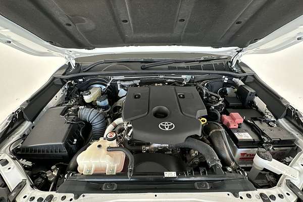 2024 Toyota Hilux Rogue 48V GUN126R 4X4