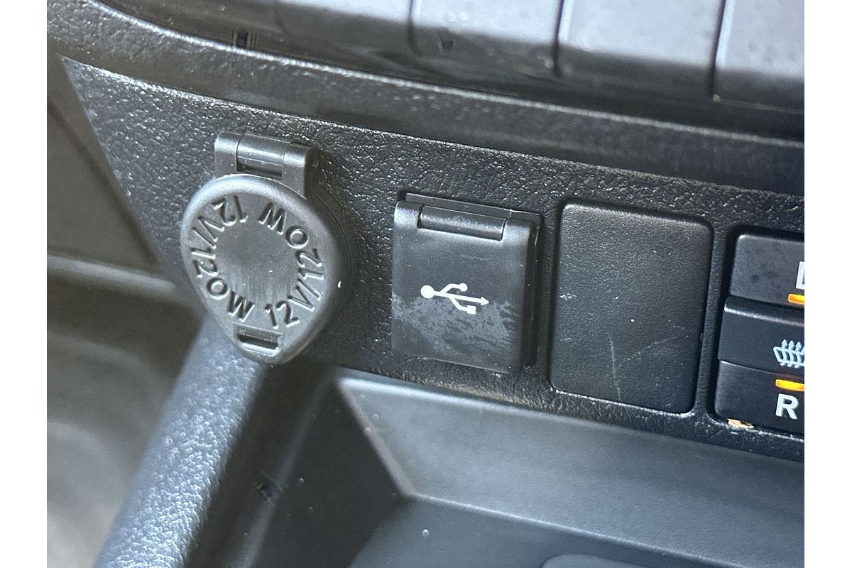 2024 Toyota Hilux Rogue 48V GUN126R 4X4