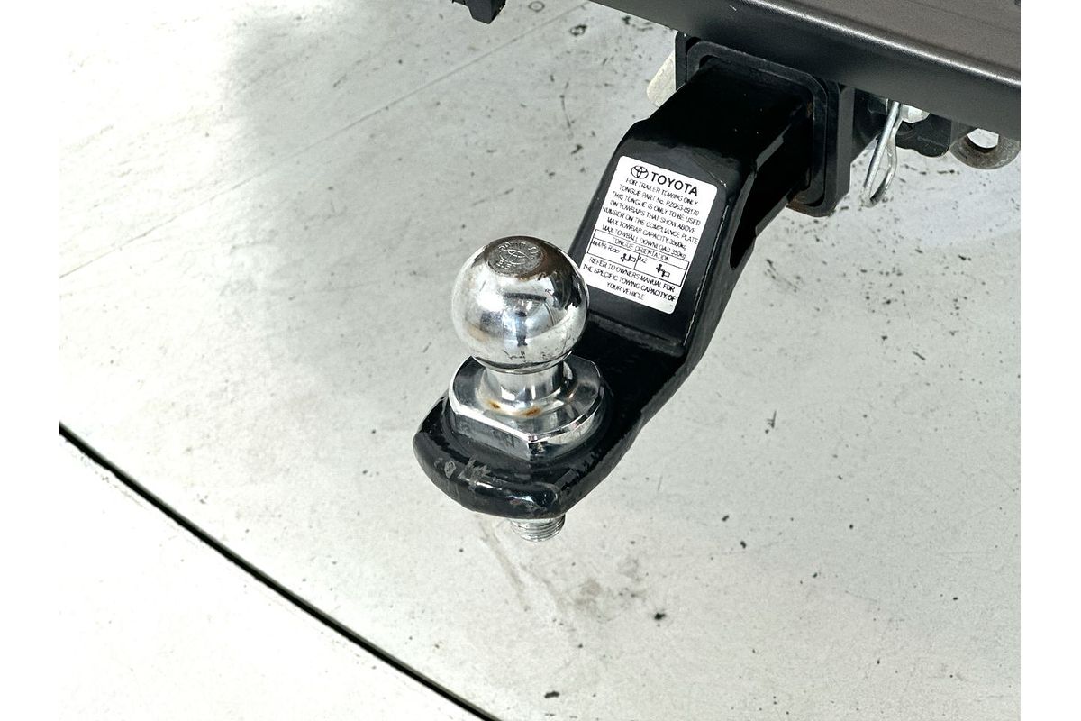 2024 Toyota Hilux Rogue 48V GUN126R 4X4