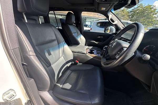 2022 Toyota Landcruiser Sahara FJA300R