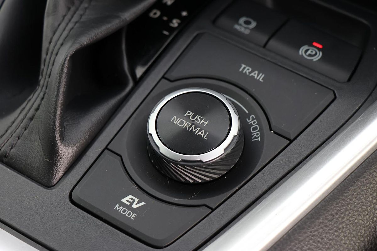 2019 Toyota RAV4 GX AXAH54R