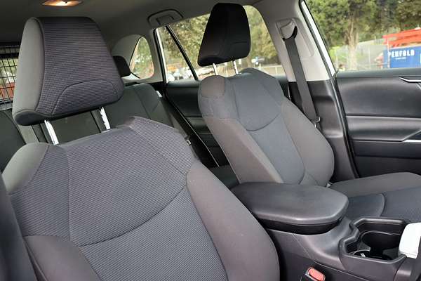 2019 Toyota RAV4 GX AXAH54R