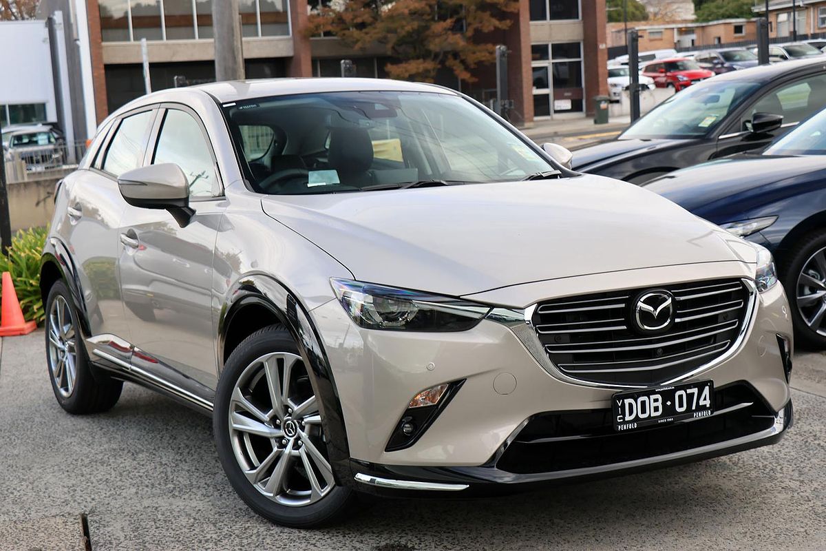2025 Mazda CX-3 G20 Akari DK