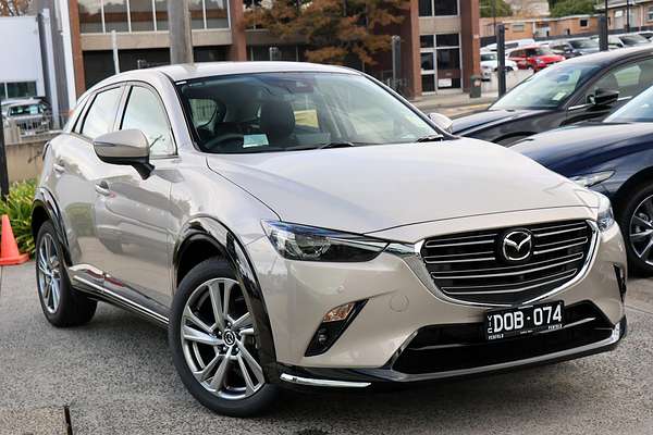 2025 Mazda CX-3 G20 Akari DK