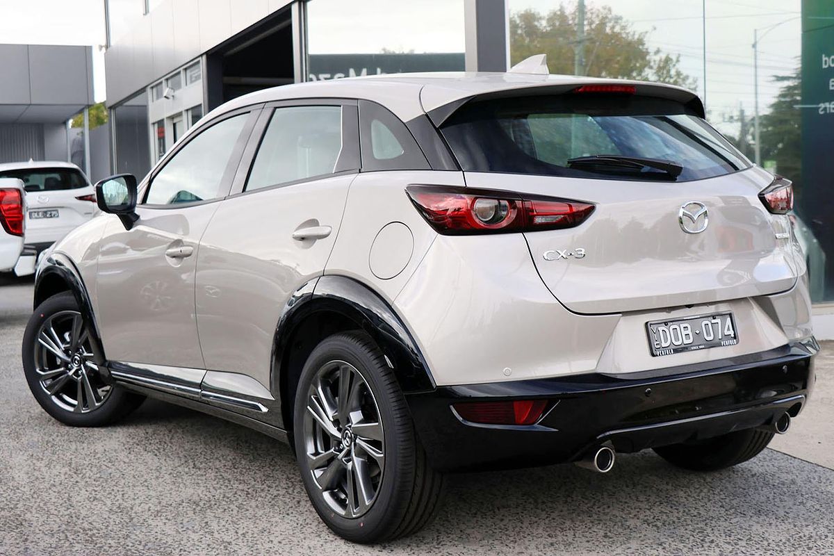 2025 Mazda CX-3 G20 Akari DK