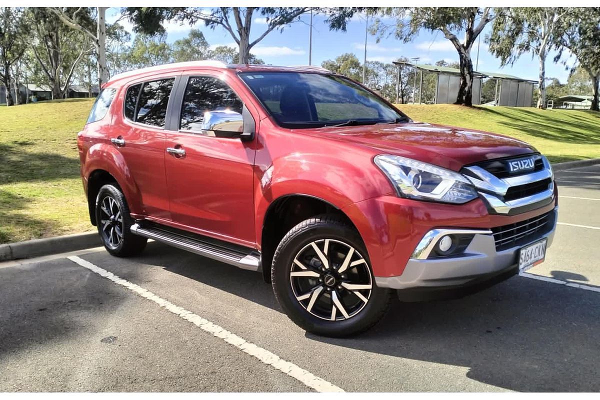 2021 Isuzu MU-X LS-T