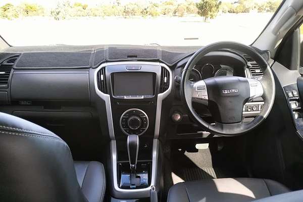 2021 Isuzu MU-X LS-T