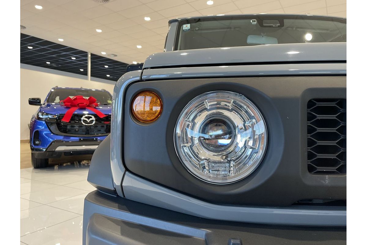 2023 Suzuki Jimny GLX GJ