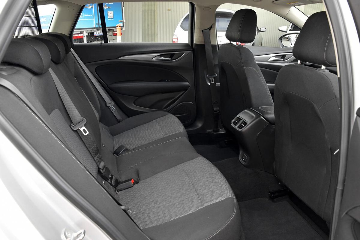 2019 Holden Commodore LT ZB