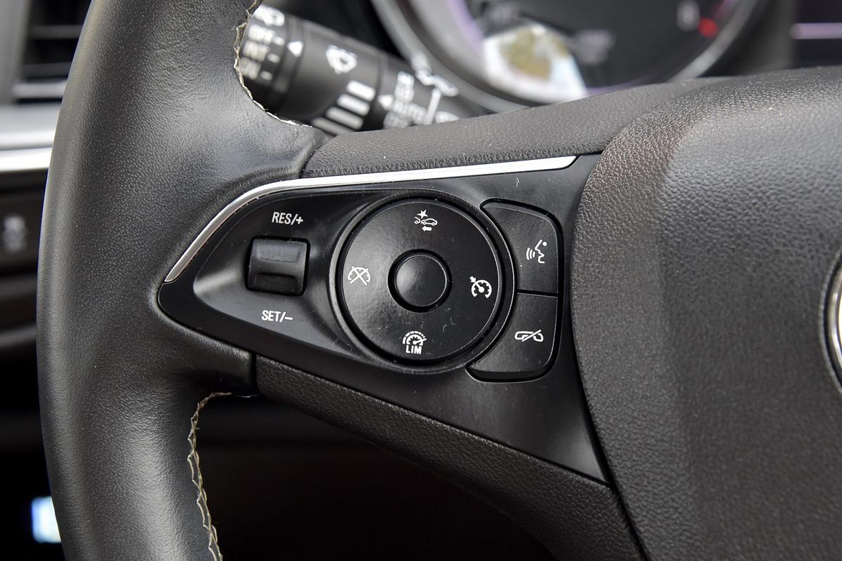 2019 Holden Commodore LT ZB