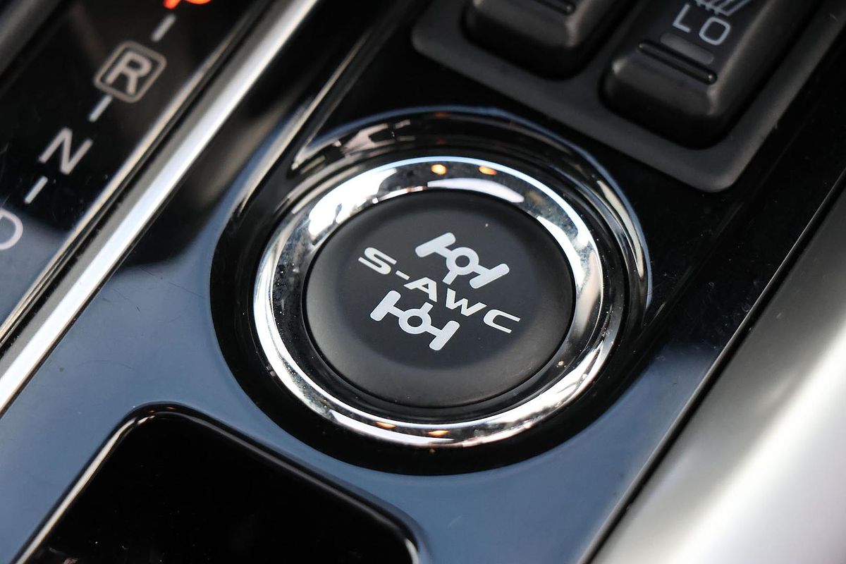 2024 Mitsubishi Eclipse Cross Exceed YB