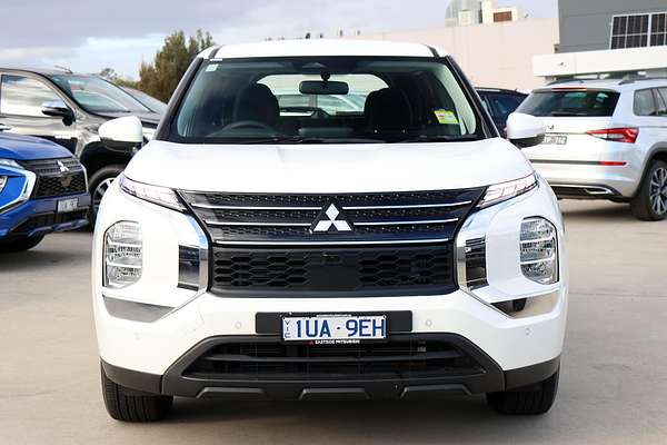 2024 Mitsubishi Outlander ES ZM