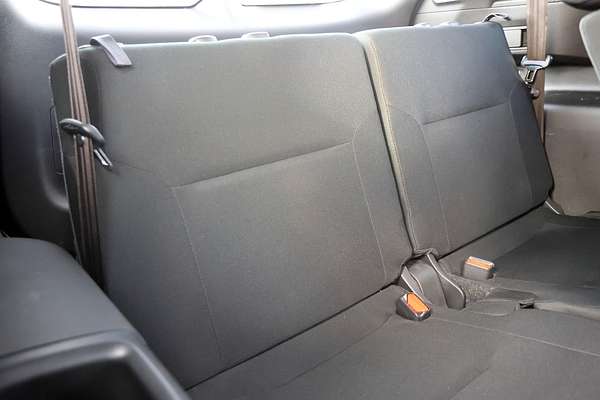 2024 Mitsubishi Outlander ES ZM