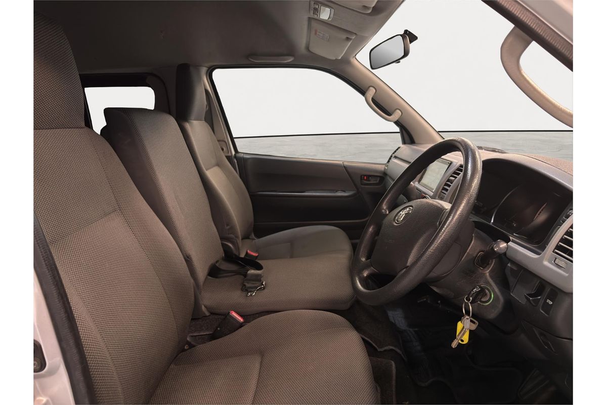 2010 Toyota Hiace Welcab TRH200