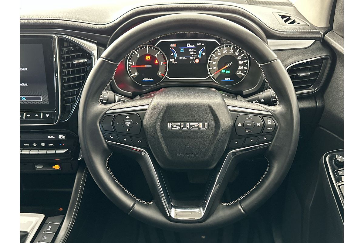 2022 Isuzu MU-X LS-U