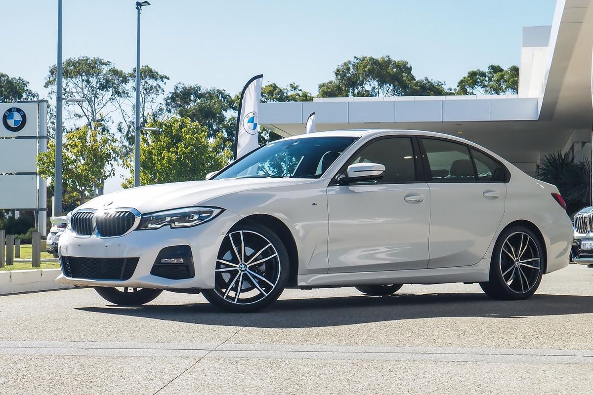 2022 BMW 3 Series 320i Sport Collection G20