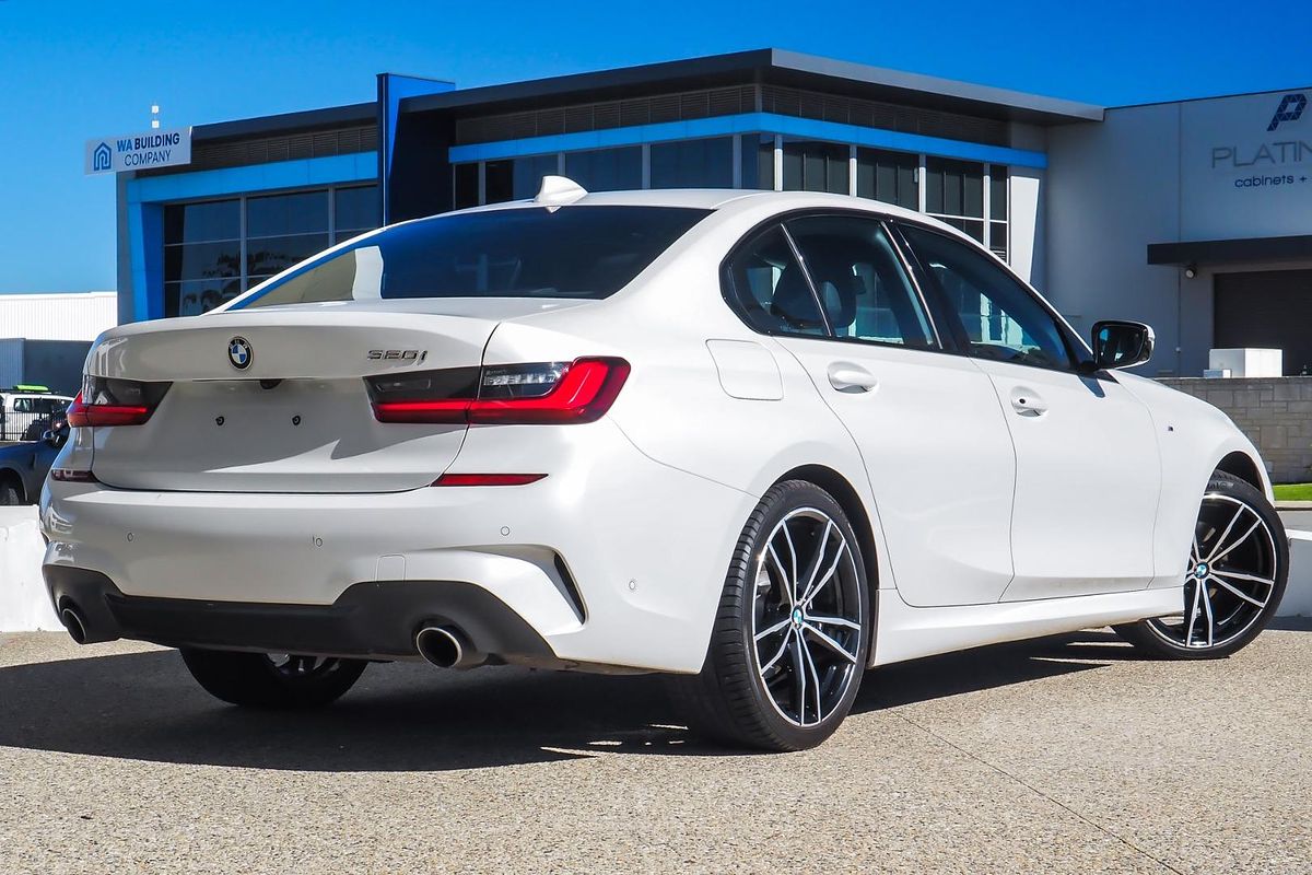2022 BMW 3 Series 320i Sport Collection G20