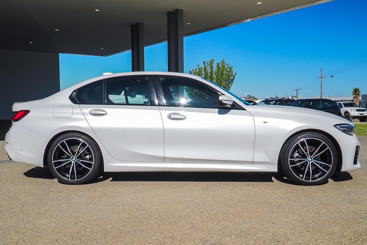 2022 BMW 3 Series 320i Sport Collection G20