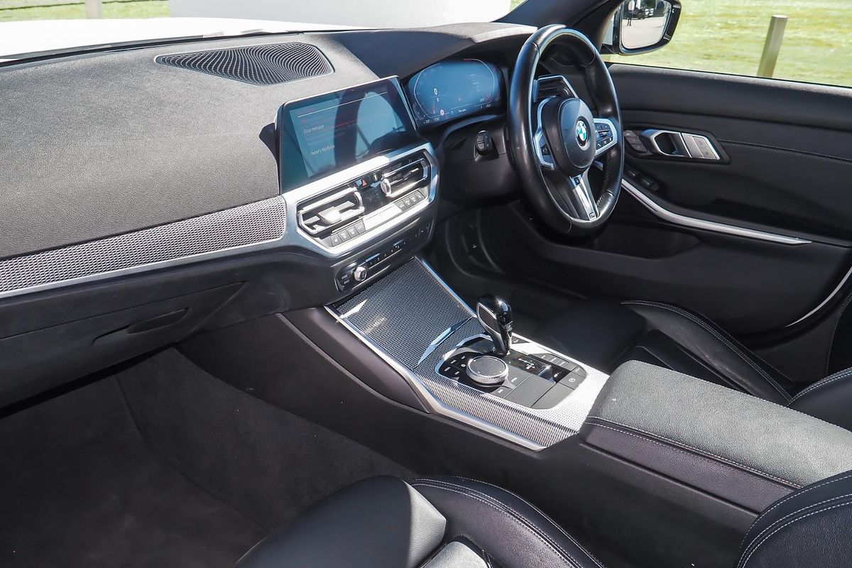 2022 BMW 3 Series 320i Sport Collection G20