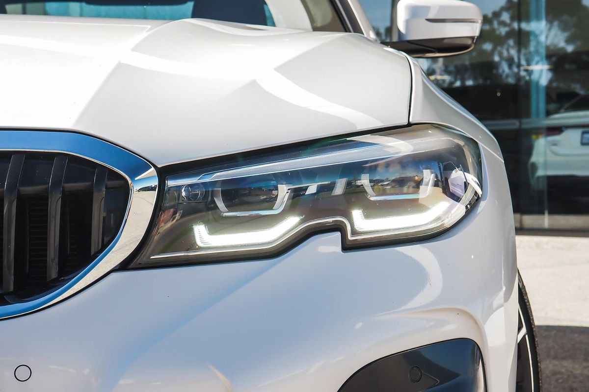 2022 BMW 3 Series 320i Sport Collection G20