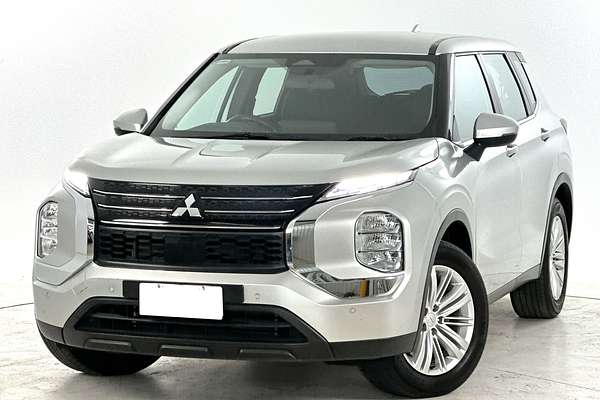 2022 Mitsubishi Outlander ES ZM