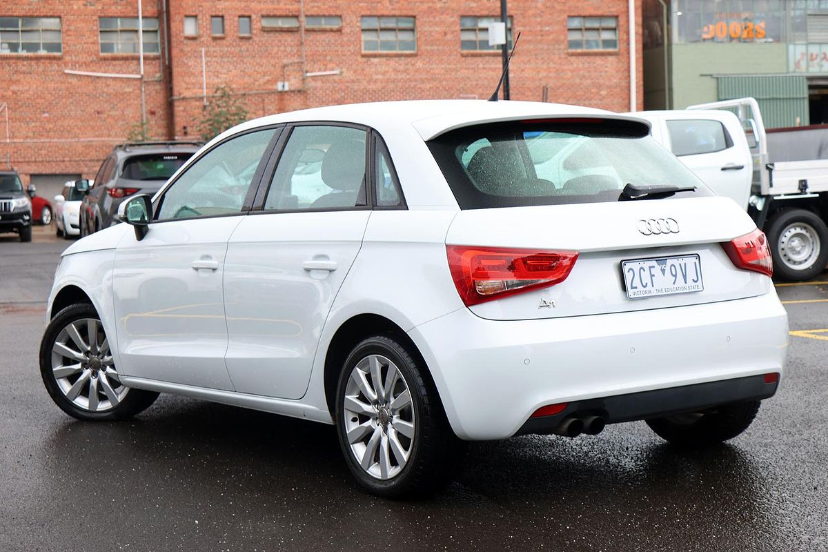 2014 Audi A1 Attraction 8X