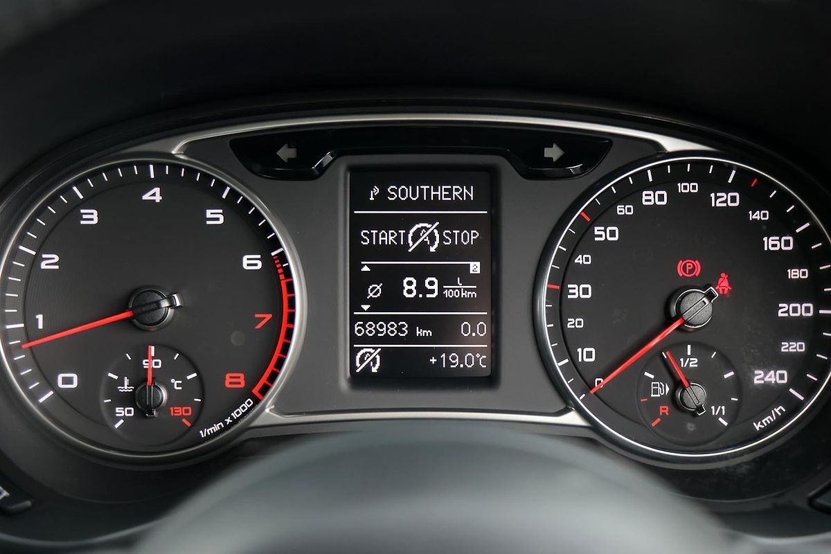 2014 Audi A1 Attraction 8X