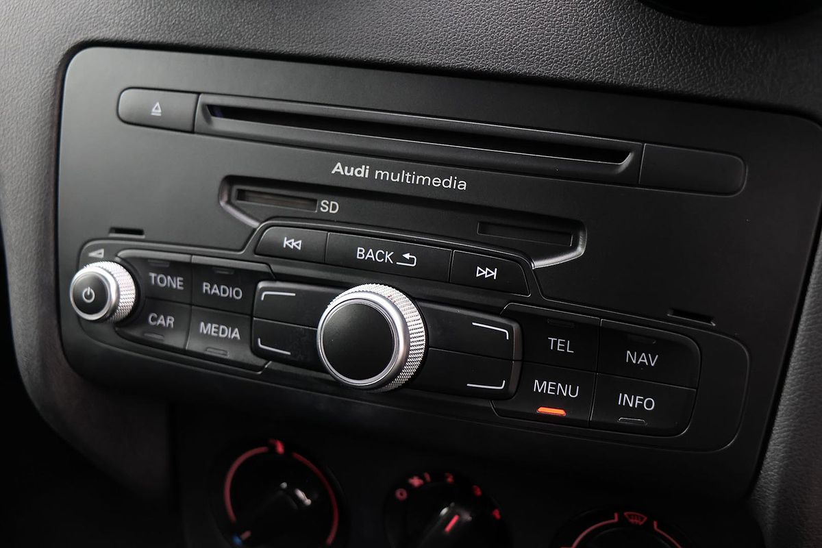 2014 Audi A1 Attraction 8X