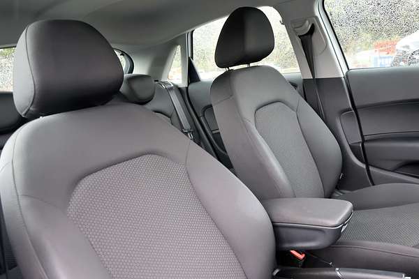 2014 Audi A1 Attraction 8X