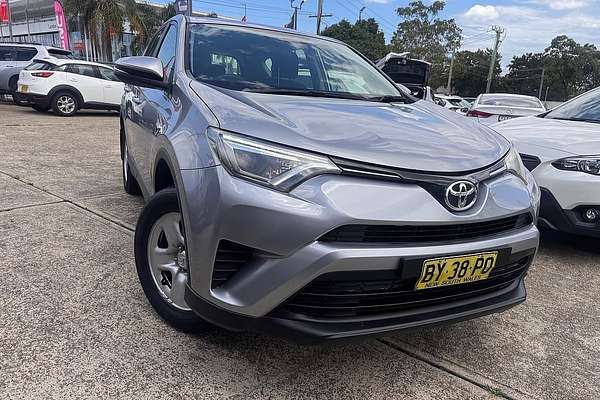 2017 Toyota RAV4 GX ASA44R